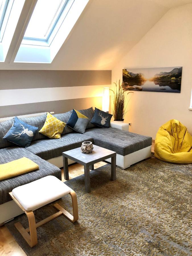 Fewo Atterseeperle - 80M2 Mit See- Und Gebirgsblick Steinbach am Attersee Esterno foto